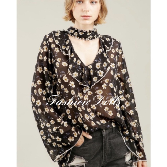 💼S-M🌕Bella Boho Peasant Bell Sleeve Top New - Picture 2 of 6